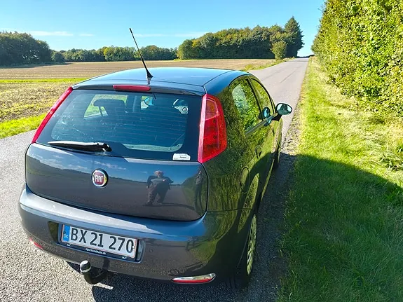 Fiat Punto 2018 photo 3