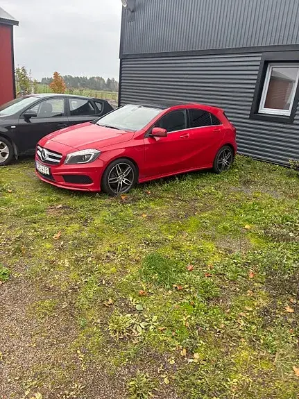 Mercedes-Benz A 180
