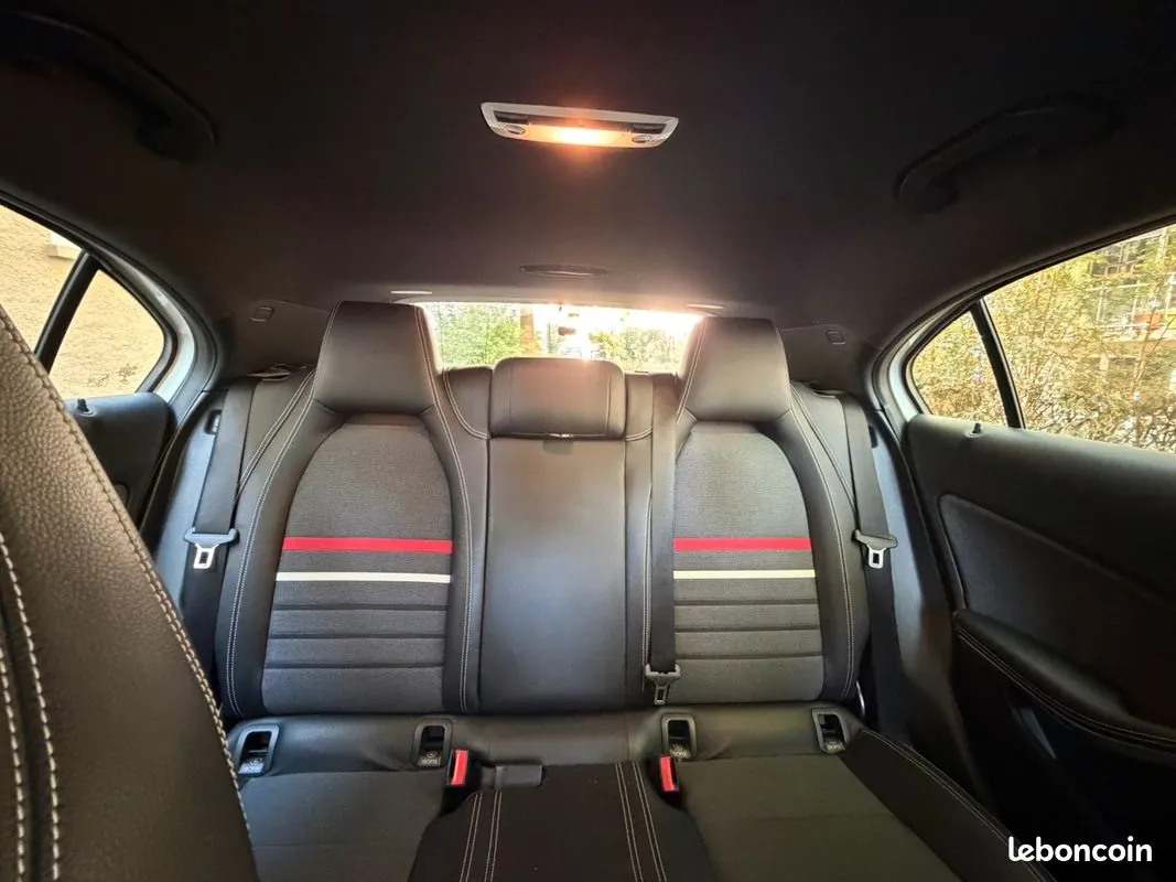 Mercedes-Benz A-Class 2015 photo 3