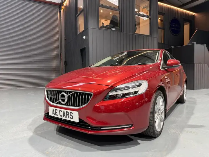 Volvo V40