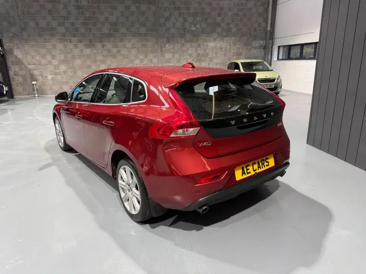 Volvo V40 2016 photo 5
