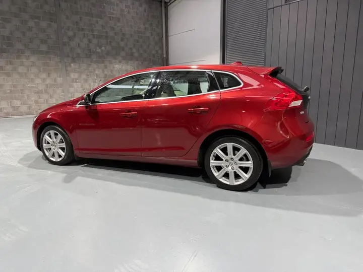 Volvo V40 2016 photo 4