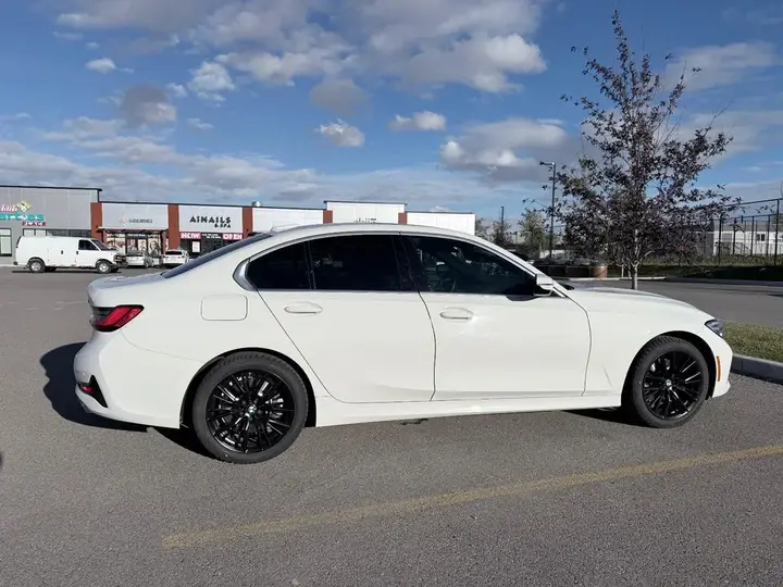 BMW 330I 2020 photo 2