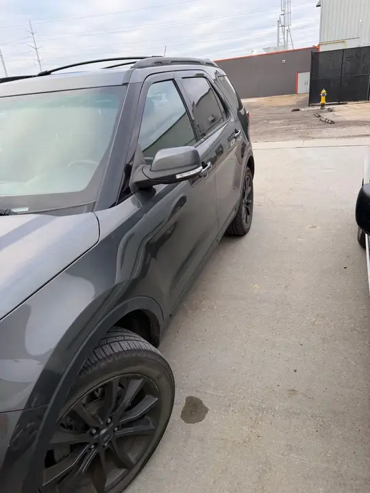Ford Explorer 2018 photo 2