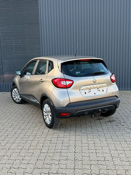 Renault Captur 2014 photo 2