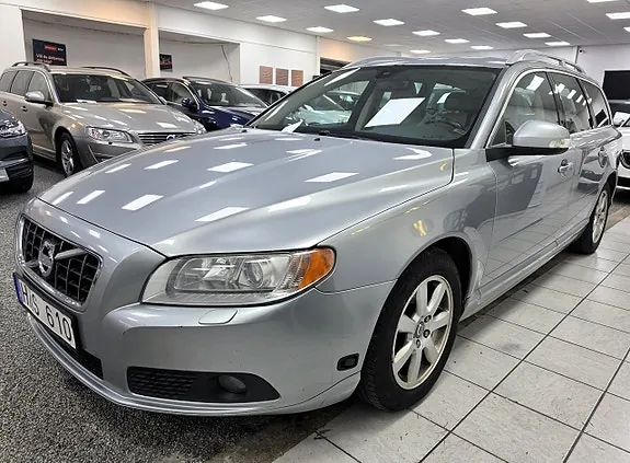 Volvo V70 2011 photo 2