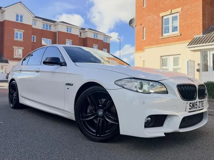 BMW 5 Series 2015 photo 3