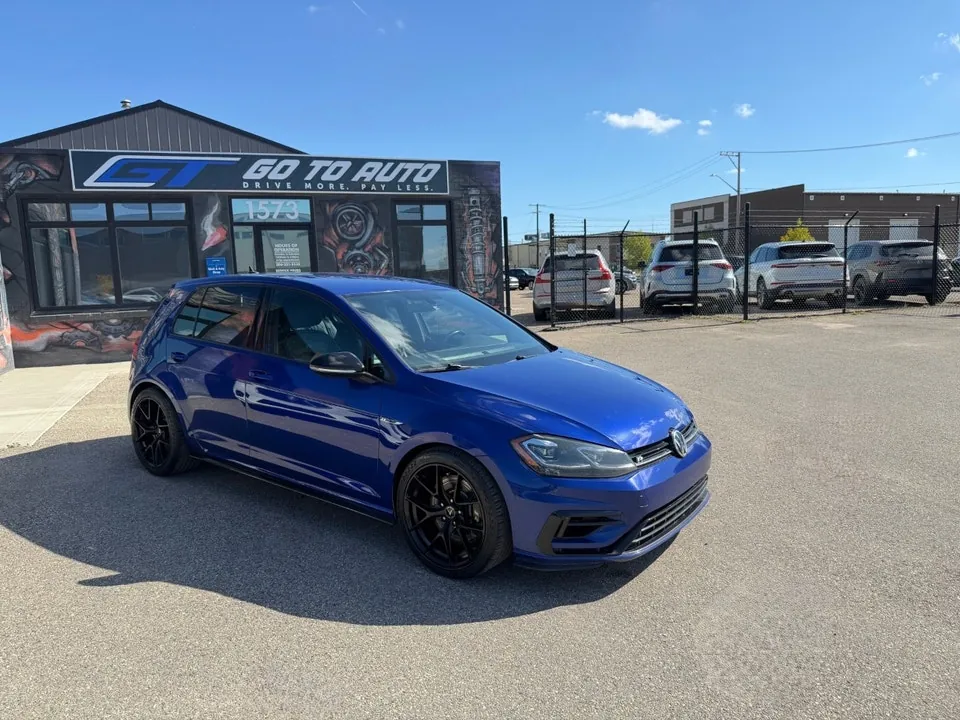 Volkswagen Golf R 2018 photo 2