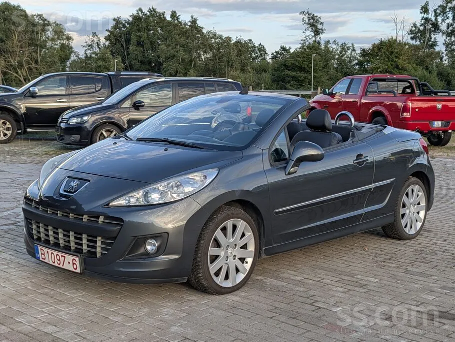 Peugeot 207 Cabrio 2012 photo 5