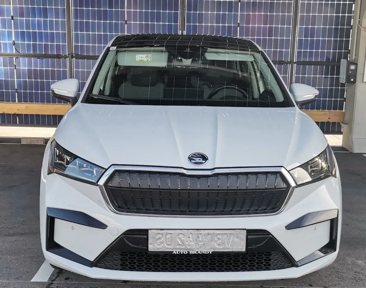 Skoda Enyaq 2022 photo 2