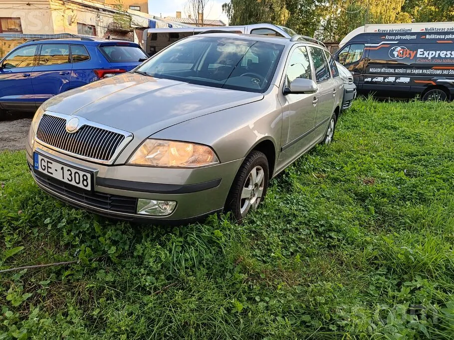 Skoda Octavia 2006 photo 2
