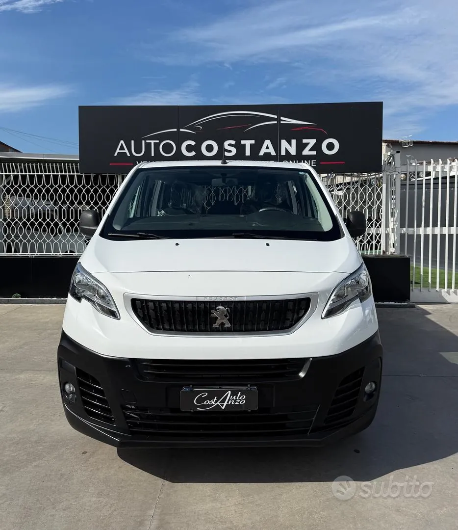 Peugeot Traveller 2020 photo 2