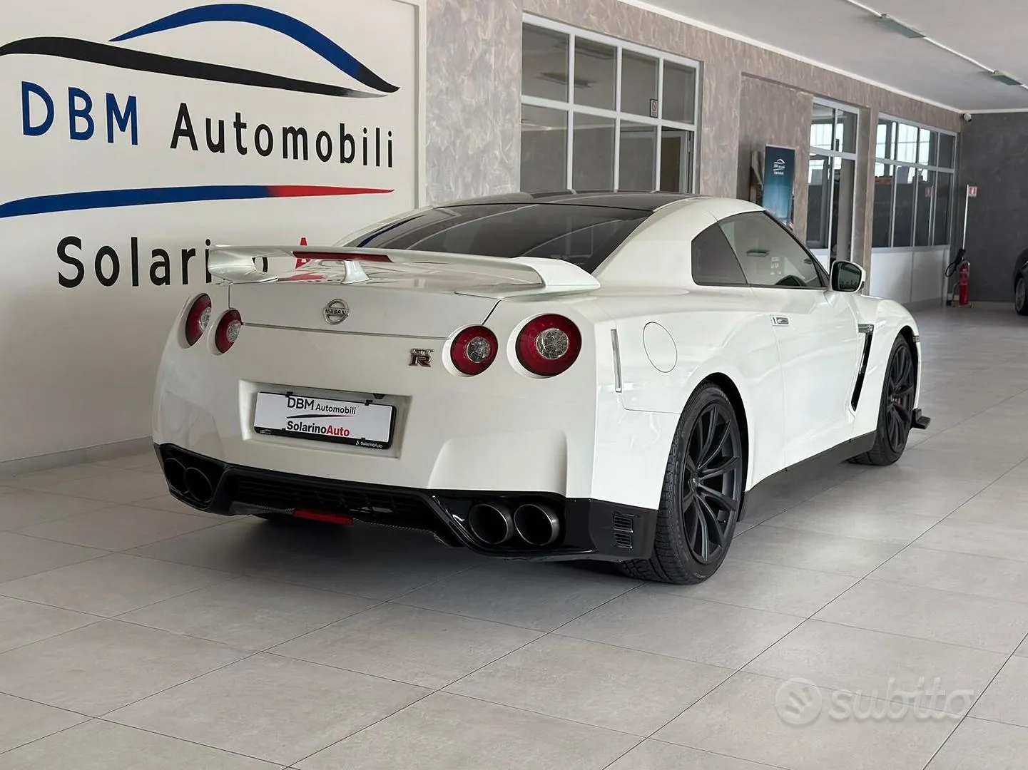Nissan Gt-R 2014 photo 4