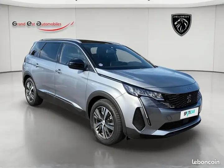 Peugeot 5008 2024 photo 3