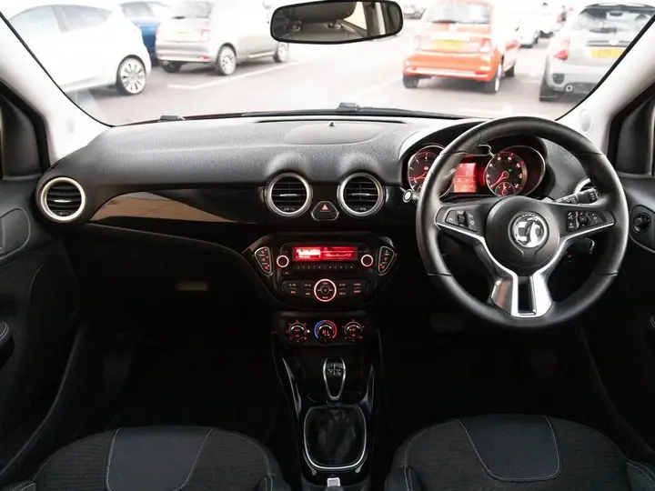 Vauxhall Adam 2017 photo 3