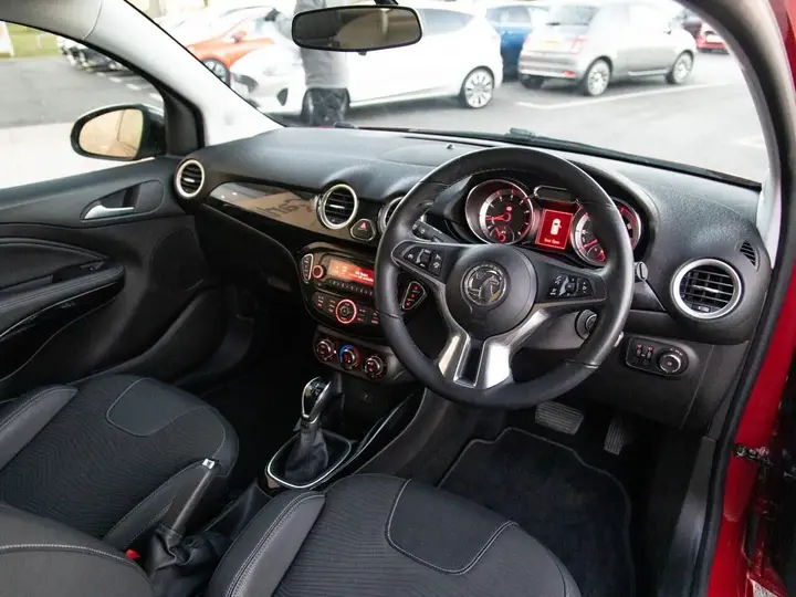 Vauxhall Adam 2017 photo 4