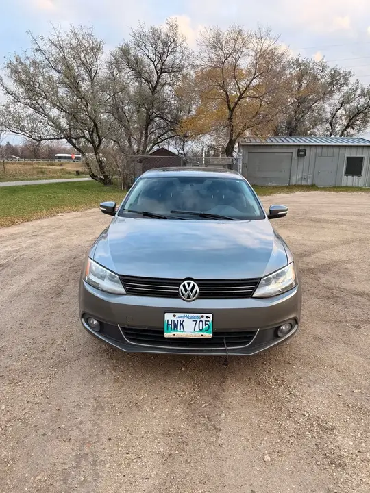 Volkswagen Jetta 2012 photo 2