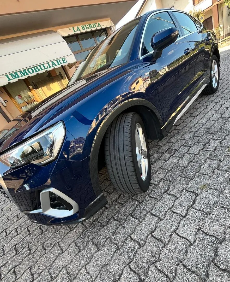 Audi Q3 2022 photo 3