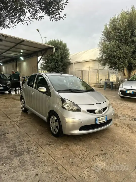 Toyota Aygo 2008 photo 2