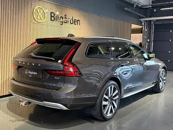 Volvo V90 Cross Country 2022 photo 3