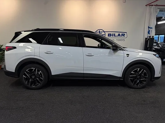 Peugeot 5008 2025 photo 2