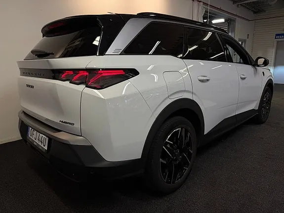 Peugeot 5008 2025 photo 3
