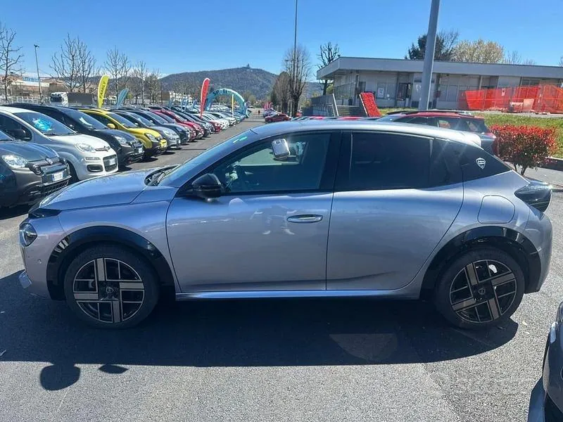 Lancia Ypsilon 2025 photo 2