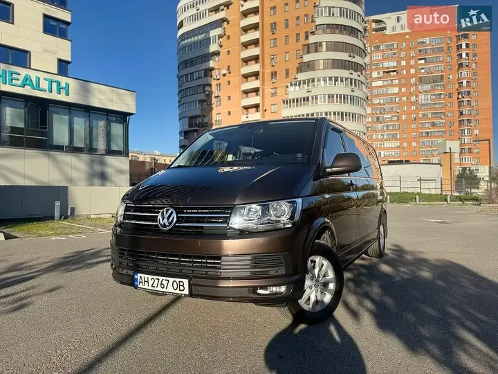 Volkswagen Caravelle