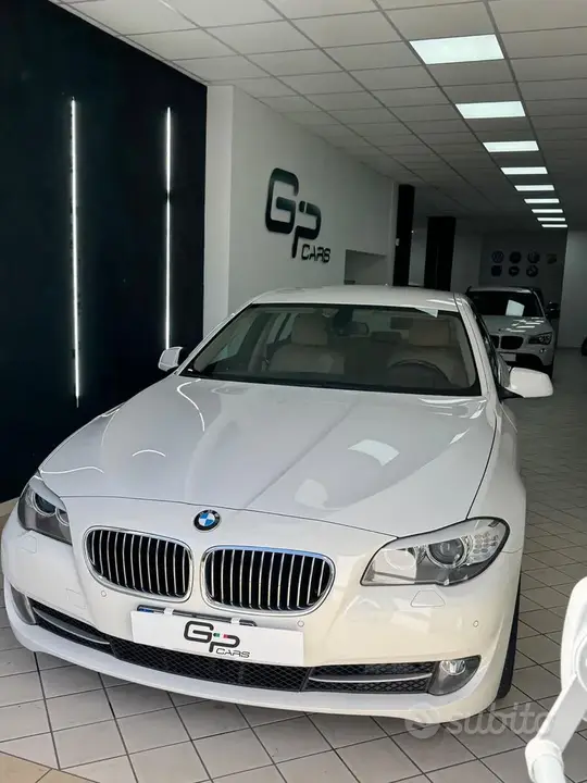 BMW 525D 2011 photo 2