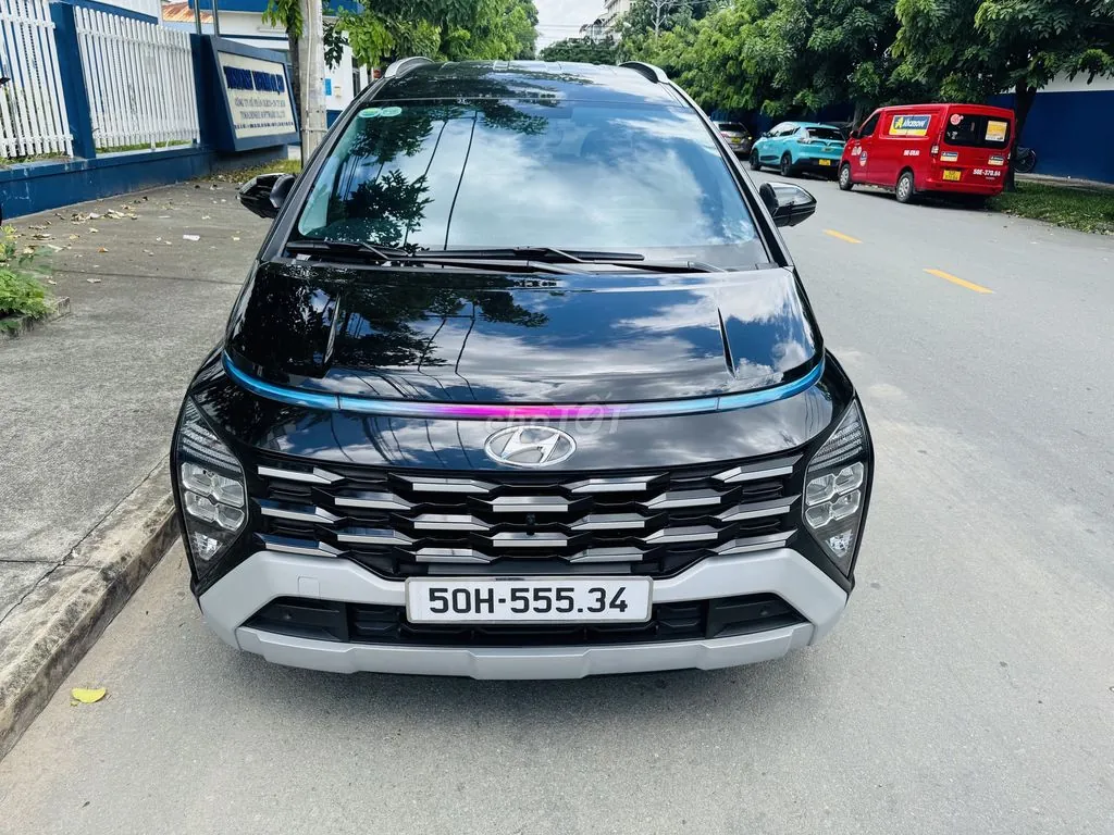 Hyundai Stargazer
