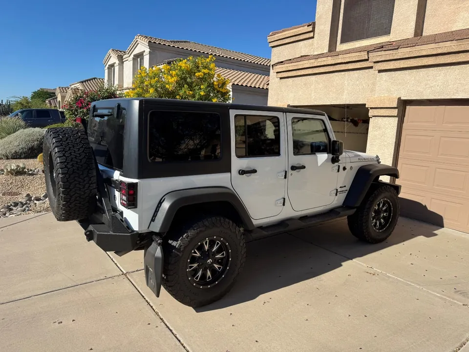 Jeep Wrangler Unlimited 2015 photo 2
