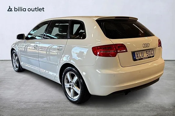 Audi A3 2011 photo 2