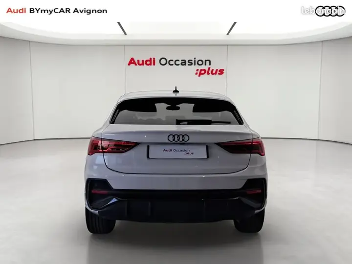 Audi Q3 2023 photo 4
