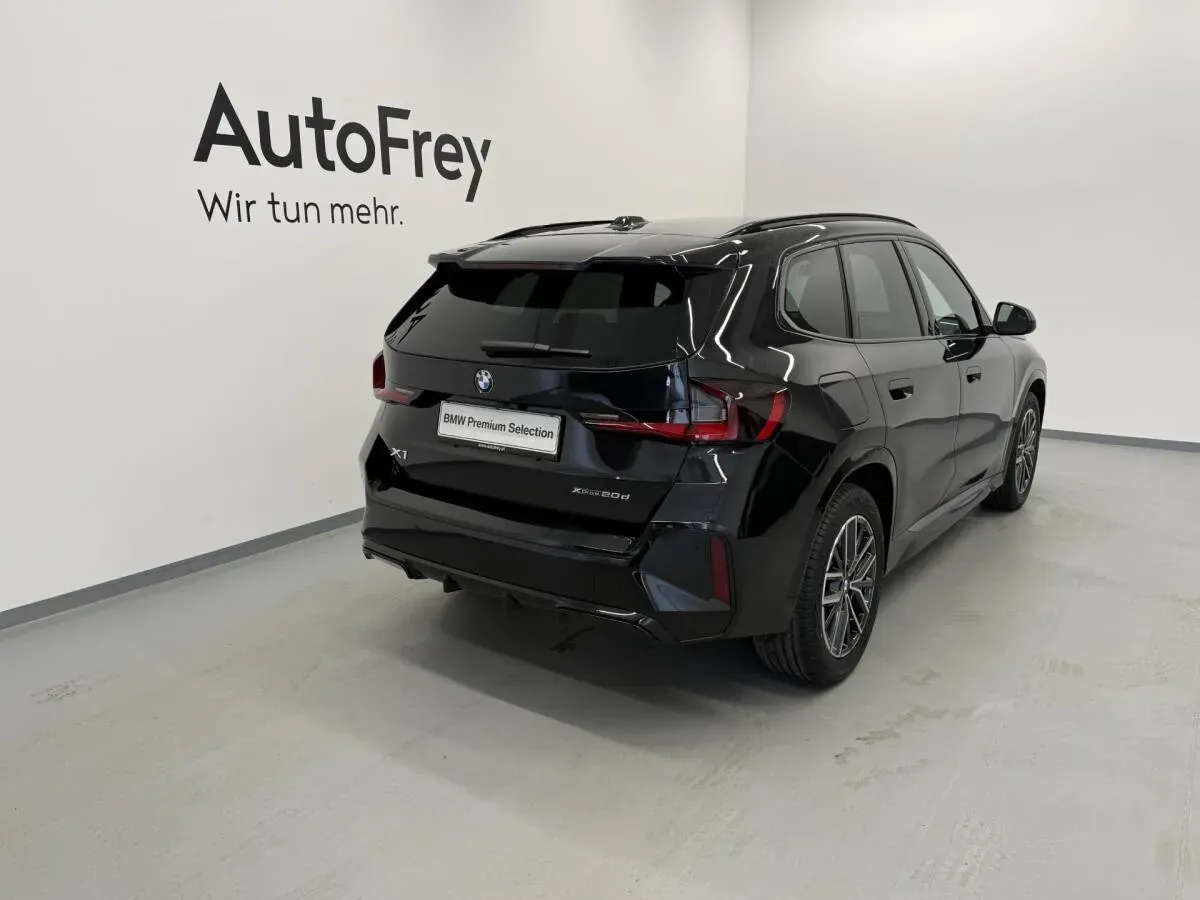 BMW X1 2025 photo 2