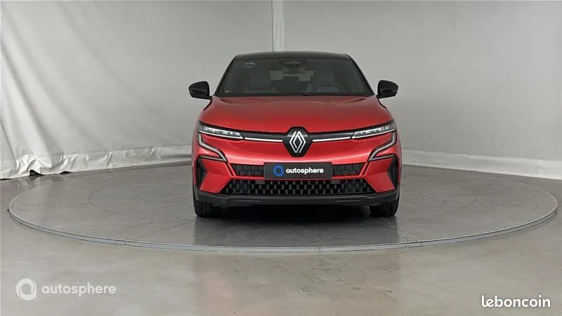 Renault Megane 2023 photo 2