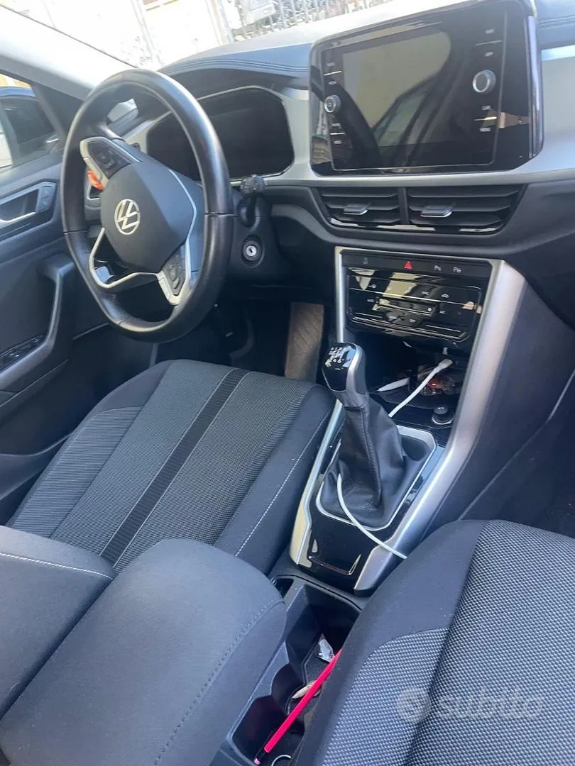 Volkswagen T-Roc 2022 photo 5