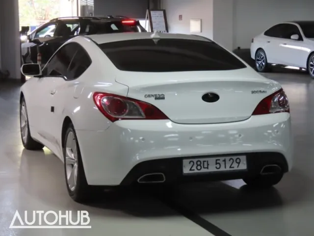 Hyundai Genesis Coupe 2009 photo 4