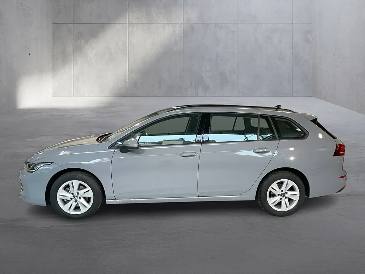 Volkswagen Golf 2025 photo 2