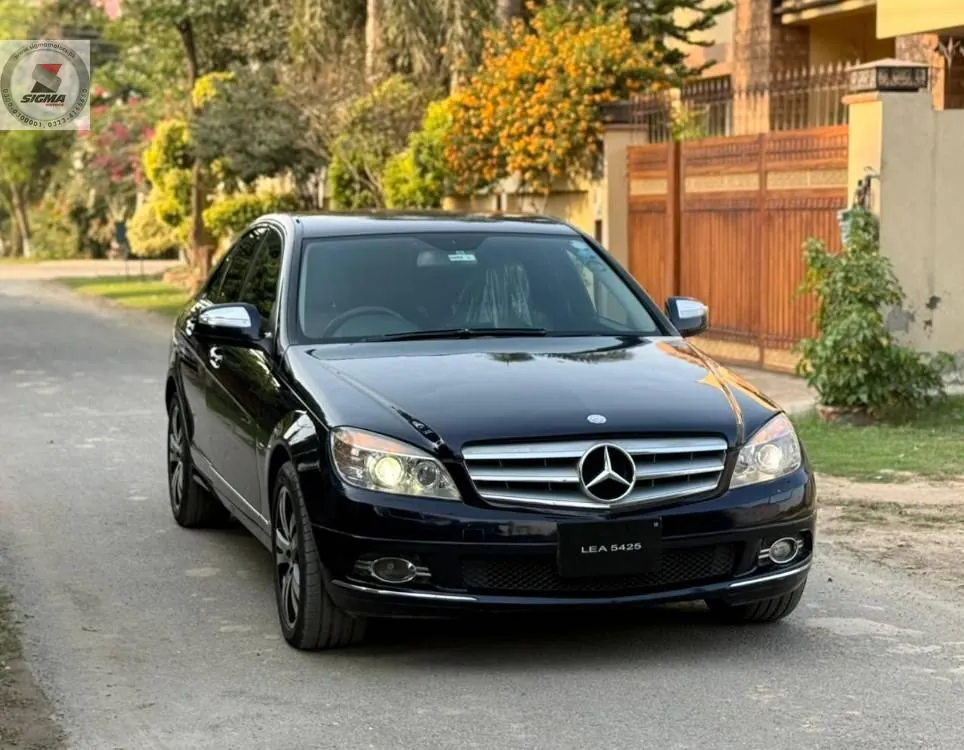Mercedes-Benz C-Class