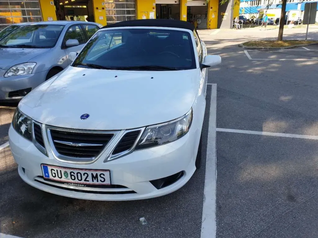 Saab 9-3 2009 photo 3
