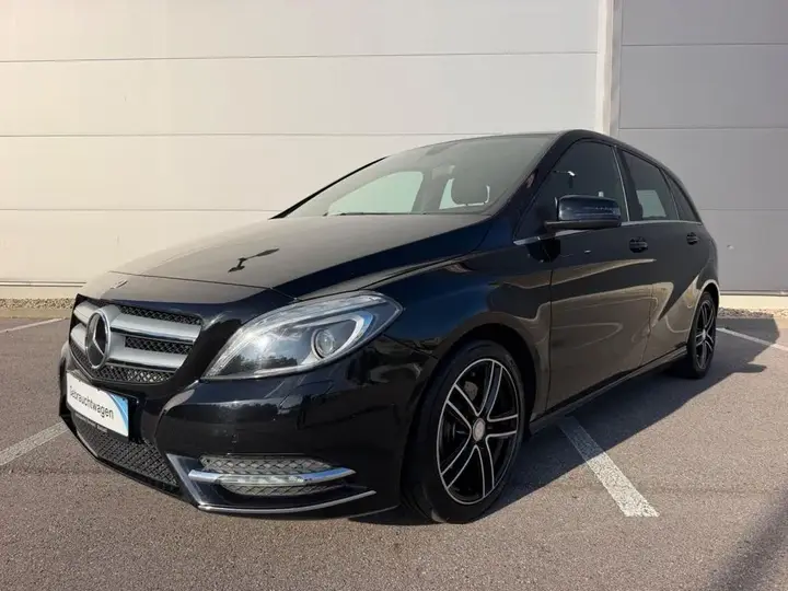 Mercedes-Benz B 180 Amg-Line