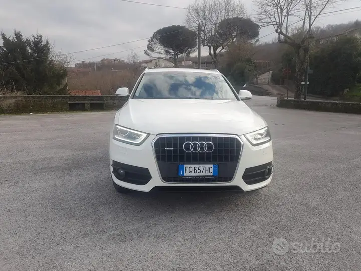 Audi Q3 2012 photo 4