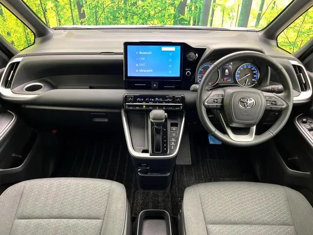 Toyota Corolla Hybrid S-G 2024 photo 2