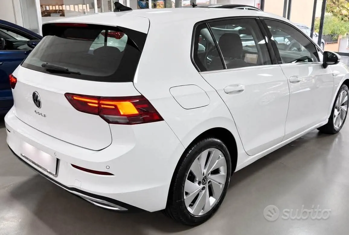 Volkswagen Golf 2022 photo 5