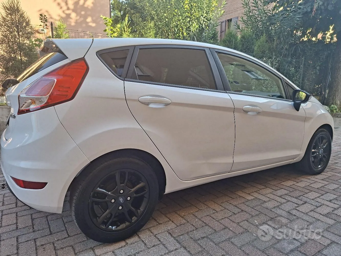 Ford Fiesta 2016 photo 3