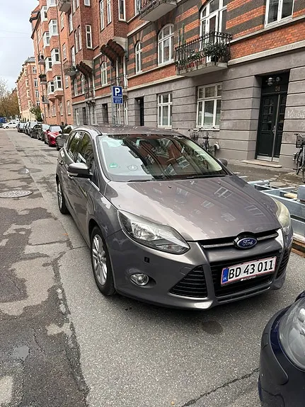 Ford Focus 2012 photo 3