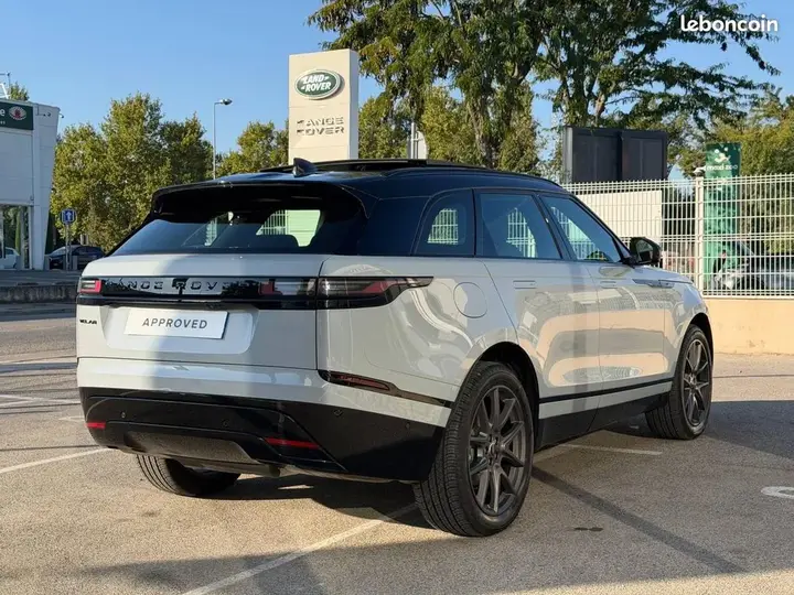 Land Rover Range Rover Velar 2024 photo 5