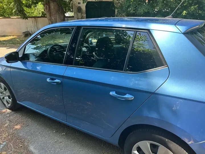Skoda Fabia 2017 photo 2