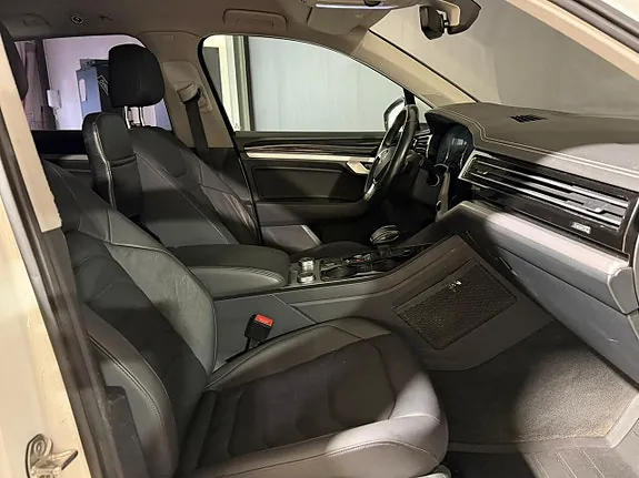 Volkswagen Touareg 2020 photo 5