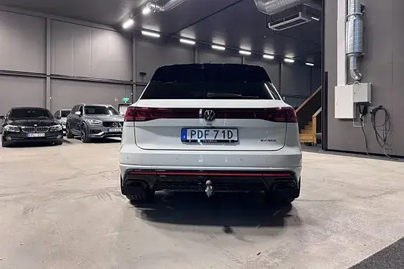 Volkswagen Touareg 2024 photo 5